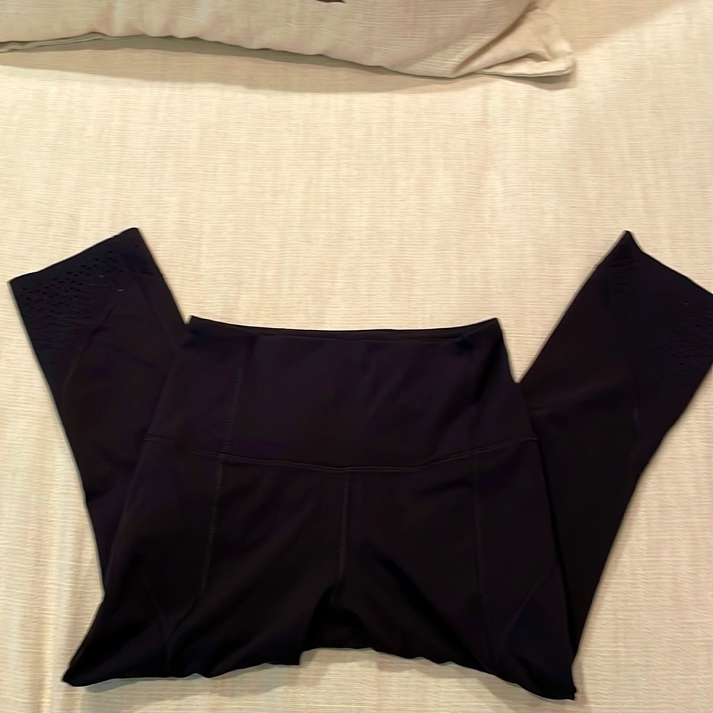 Lululemon Anew Crop Leggings Black Luxtreme 4 like new